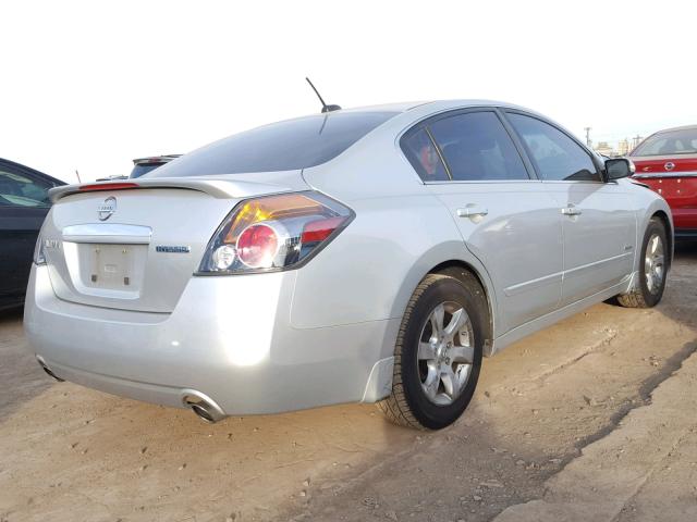 1N4CL21E48C256412 - 2008 NISSAN ALTIMA HYB SILVER photo 4