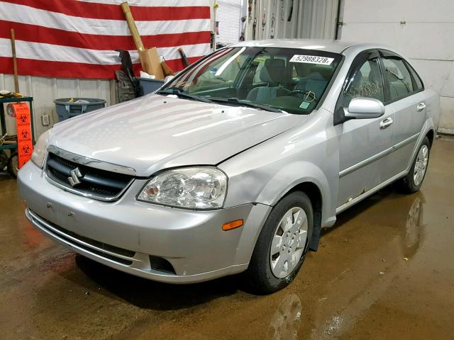 KL5JD56Z36K367313 - 2006 SUZUKI FORENZA SILVER photo 2