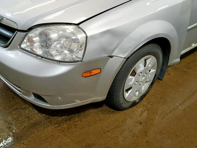 KL5JD56Z36K367313 - 2006 SUZUKI FORENZA SILVER photo 9