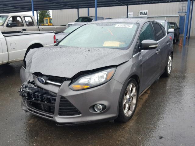 1FADP3N21EL442709 - 2014 FORD FOCUS TITA GRAY photo 2