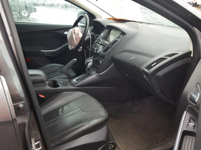 1FADP3N21EL442709 - 2014 FORD FOCUS TITA GRAY photo 5