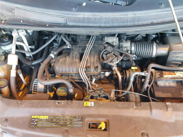 2FMZA57694BB02182 - 2004 FORD FREESTAR S SILVER photo 7