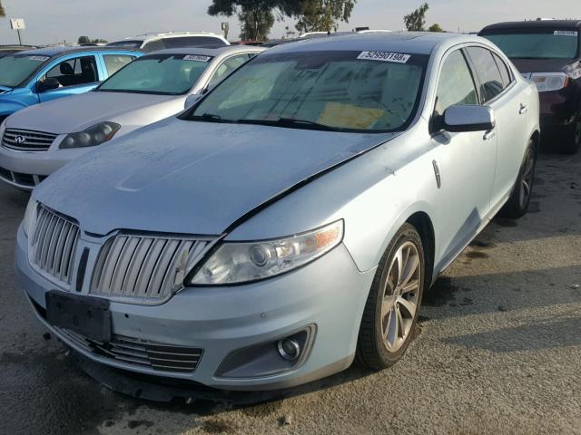 1LNHM93R39G616667 - 2009 LINCOLN MKS BLUE photo 2