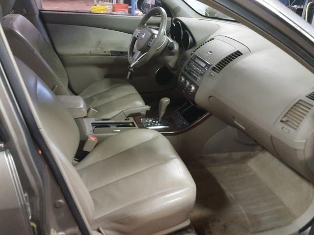 1N4BL11D45N475433 - 2005 NISSAN ALTIMA SE TAN photo 5