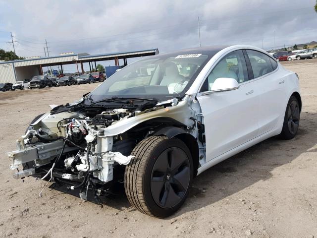 5YJ3E1EB9JF100003 - 2018 TESLA MODEL 3 WHITE photo 2