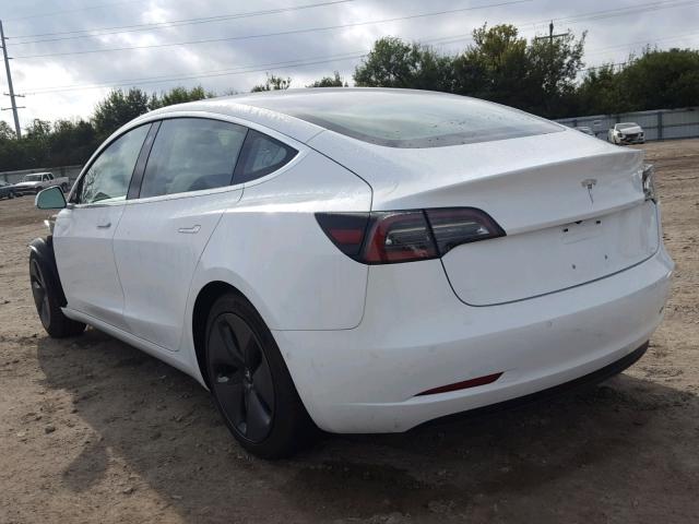 5YJ3E1EB9JF100003 - 2018 TESLA MODEL 3 WHITE photo 3