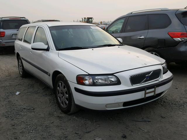 YV1SW61R922238101 - 2002 VOLVO V70 WHITE photo 1