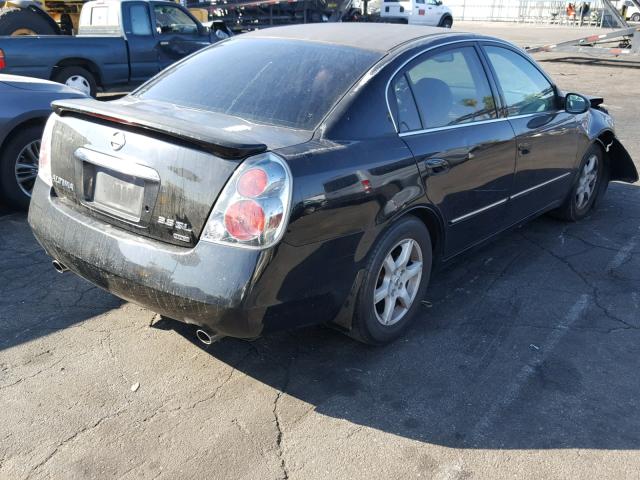 1N4BL11E25N922088 - 2005 NISSAN ALTIMA SE BLACK photo 4