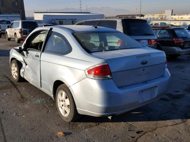 1FAHP32N88W114111 - 2008 FORD FOCUS S/SE BLUE photo 3