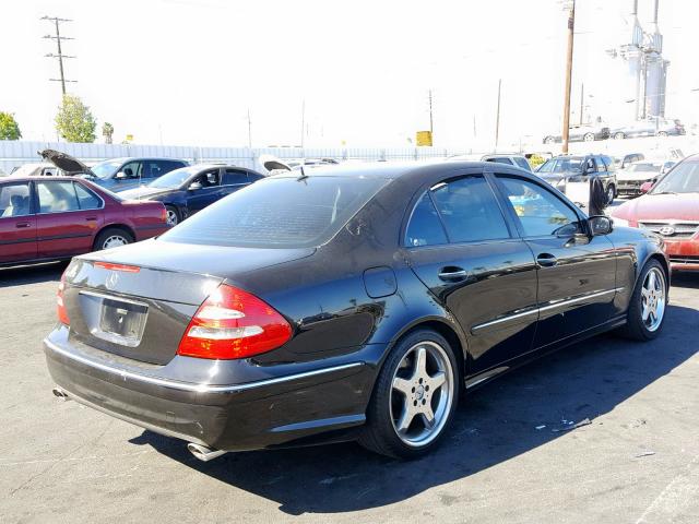 WDBUF65J15A713946 - 2005 MERCEDES-BENZ E 320 BLACK photo 4