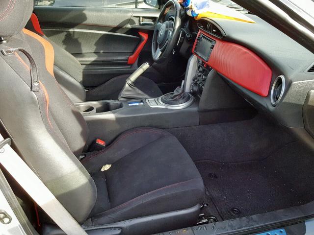 JF1ZNAA17D2729991 - 2013 TOYOTA SCION FR-S GRAY photo 5