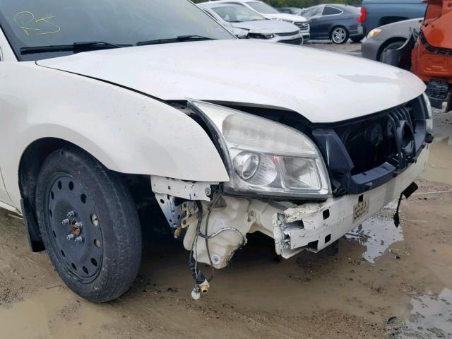 1MEHM42W59G611063 - 2009 MERCURY SABLE PREM WHITE photo 9