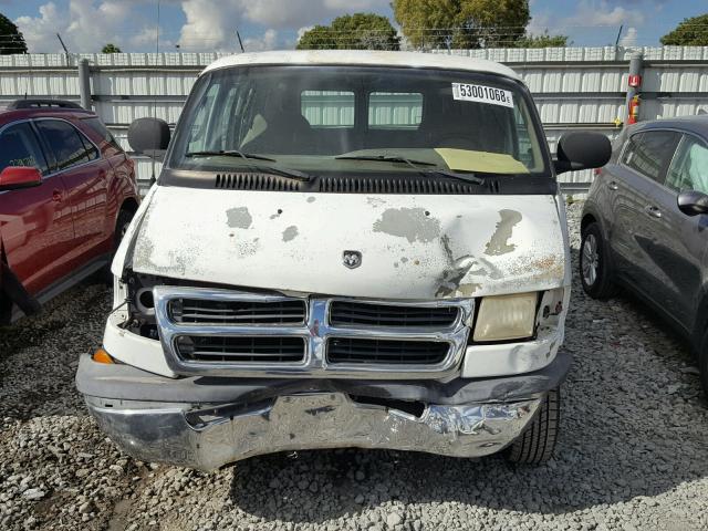 2B6HB11X11K539424 - 2001 DODGE RAM VAN B1 WHITE photo 9