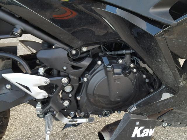 JKAEXKG1XJDA12837 - 2018 KAWASAKI EX400 BLACK photo 7