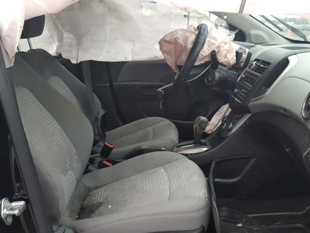 1G1JA5SH4G4131896 - 2016 CHEVROLET SONIC LS 黑色 照片 5