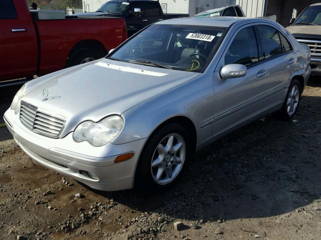 WDBRF61J33A393831 - 2003 MERCEDES-BENZ C 240 SILVER photo 2