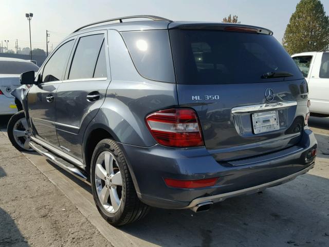 4JGBB5GB0BA671295 - 2011 MERCEDES-BENZ ML 350 GRAY photo 3