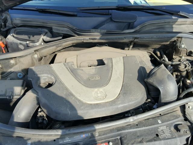 4JGBB5GB0BA671295 - 2011 MERCEDES-BENZ ML 350 GRAY photo 7