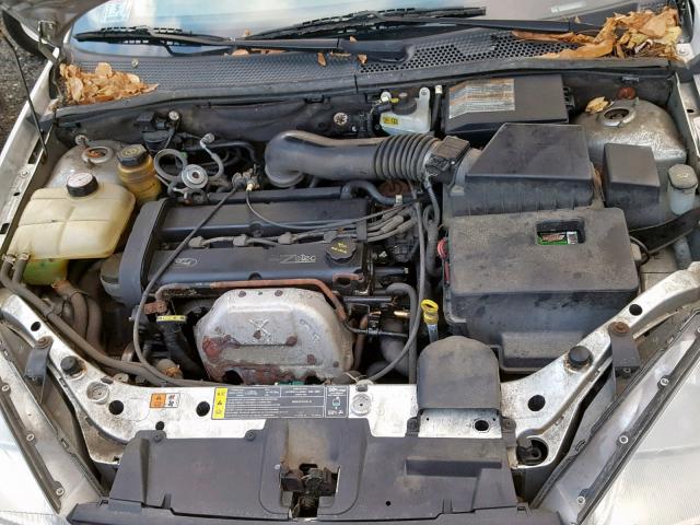 3FAFP31381R152082 - 2001 FORD FOCUS ZX3 SILVER photo 7