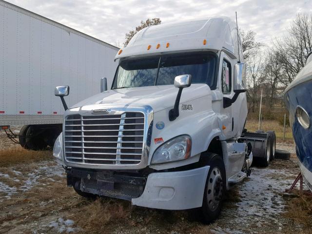 3AKJGLDR3DSFF9195 - 2013 FREIGHTLINER CASCADIA 1 WHITE photo 2