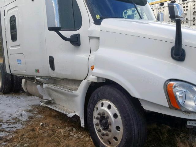 3AKJGLDR3DSFF9195 - 2013 FREIGHTLINER CASCADIA 1 WHITE photo 9