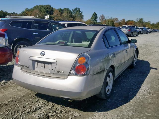 1N4AL11D84C101462 - 2004 NISSAN ALTIMA BAS SILVER photo 4