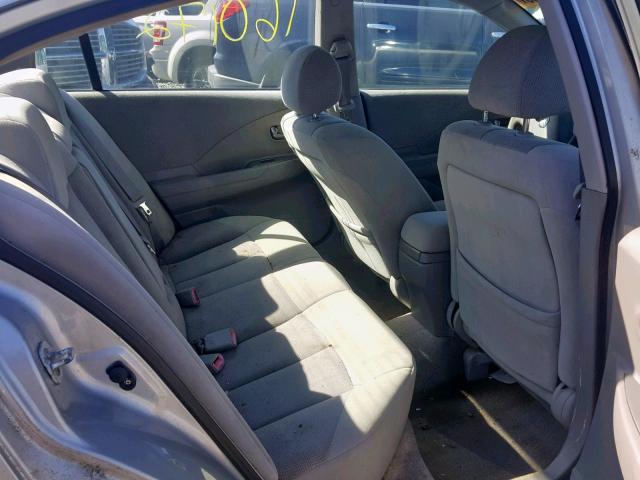 1N4AL11D84C101462 - 2004 NISSAN ALTIMA BAS SILVER photo 6