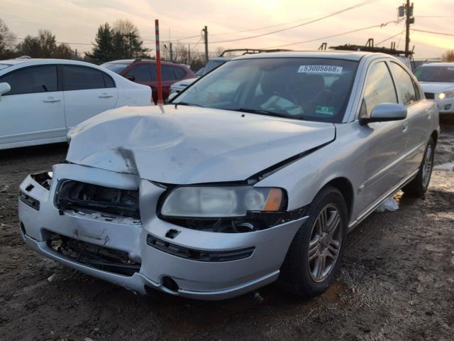 YV1RS592362518114 - 2006 VOLVO S60 2.5T SILVER photo 2