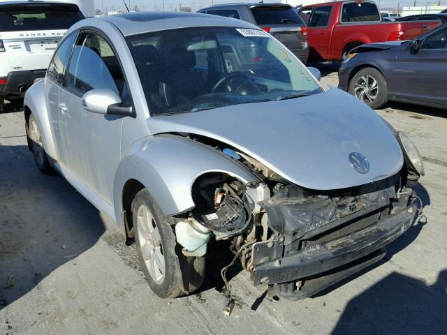3VWRW31C77M514156 - 2007 VOLKSWAGEN NEW BEETLE 银色 照片 1