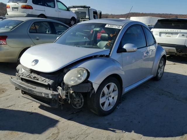 3VWRW31C77M514156 - 2007 VOLKSWAGEN NEW BEETLE 银色 照片 2