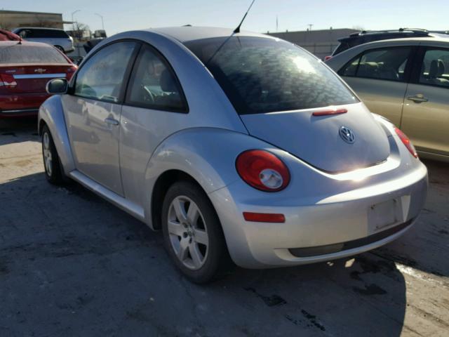 3VWRW31C77M514156 - 2007 VOLKSWAGEN NEW BEETLE 银色 照片 3