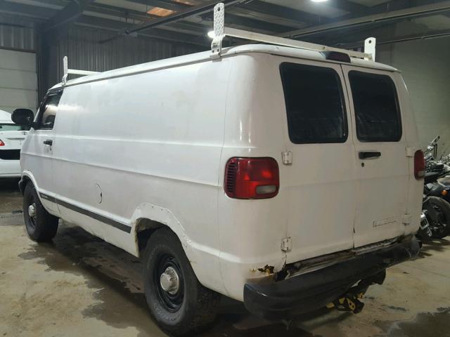 2B7KB31Z2YK138201 - 2000 DODGE RAM VAN B3 WHITE photo 3