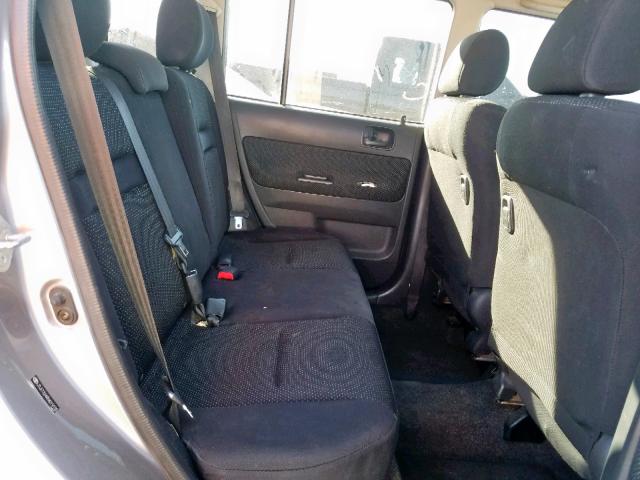 JTLKT324454019155 - 2005 TOYOTA SCION XB Grau Foto 6