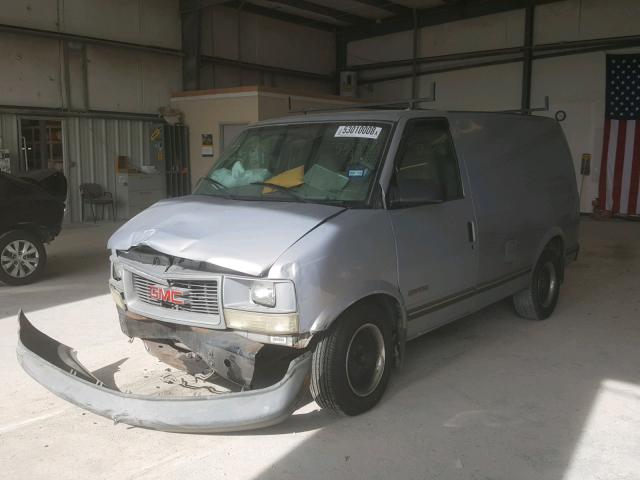 1GTDM19W5YB535747 - 2000 GMC SAFARI XT GRAY photo 2