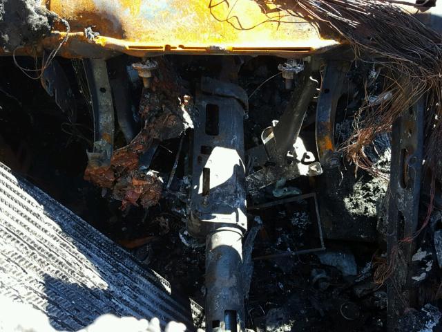 1G11G5SX0DF241608 - 2013 CHEVROLET MALIBU 3LT 烧焦的 照片 8