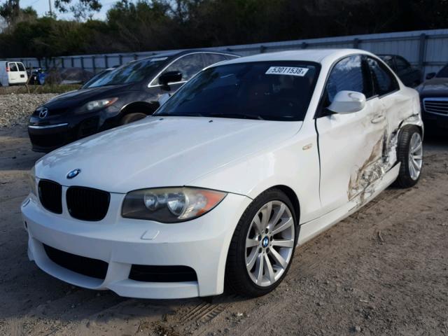 WBAUP7C54BVP21227 - 2011 BMW 128 I WHITE photo 2