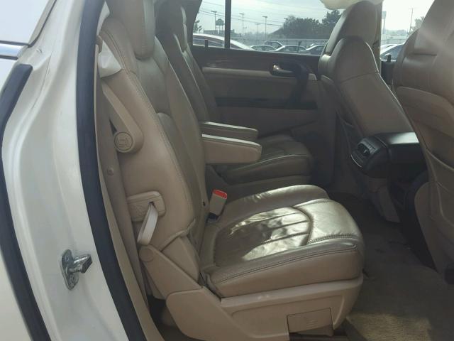 5GAER23738J286188 - 2008 BUICK ENCLAVE CX WHITE photo 6