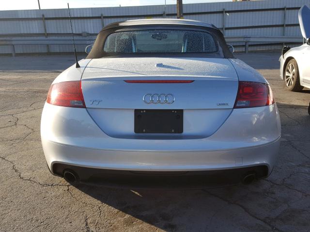 TRUSFAFK1C1013429 - 2012 AUDI TT PREMIUM SILVER photo 6