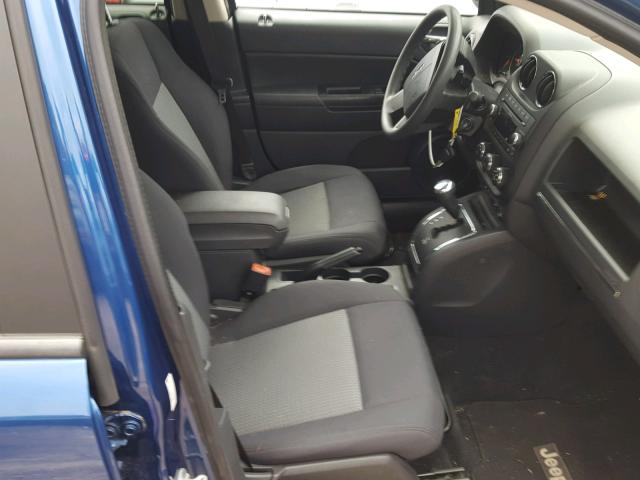 1J4NT4FB2AD503398 - 2010 JEEP COMPASS SP ლურჯი ფოტო 5