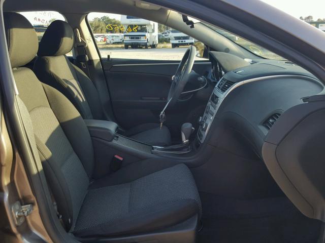 1G1ZC5E09CF246916 - 2012 CHEVROLET MALIBU 1LT BROWN photo 5