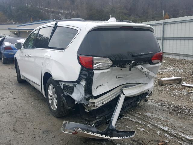 2C4RC1BG1HR564627 - 2017 CHRYSLER PACIFICA T WHITE photo 3