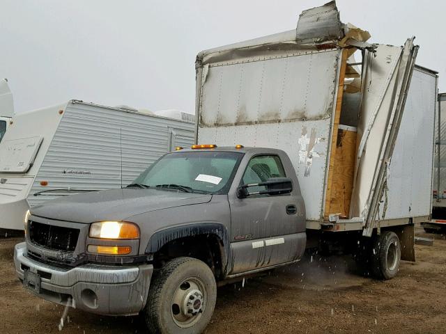 1GDJC34G57E168195 - 2007 GMC NEW SIERRA GRAY photo 2