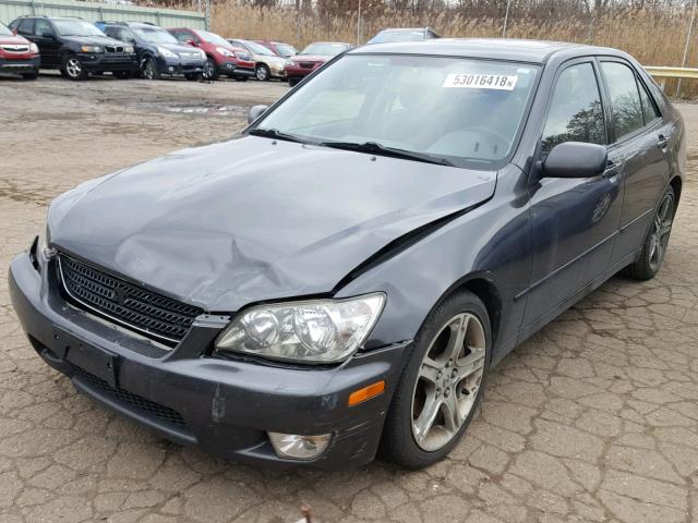 JTHBD192820051867 - 2002 LEXUS IS 300 GRAY photo 2