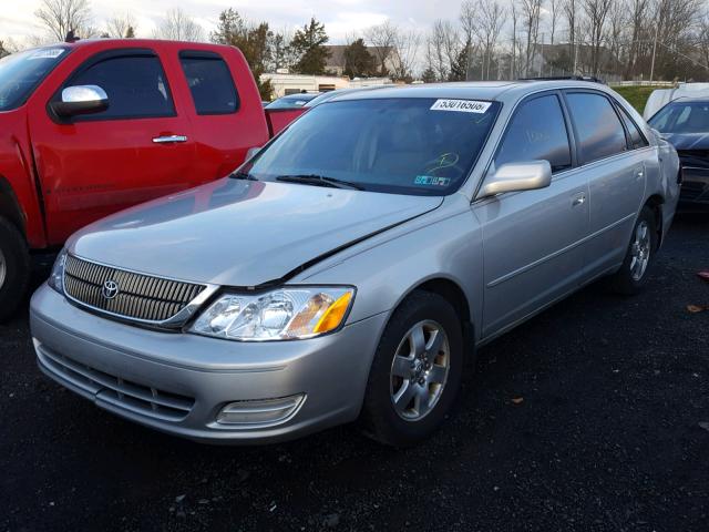 4T1BF28B42U259395 - 2002 TOYOTA AVALON XL TAN photo 2