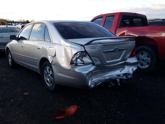 4T1BF28B42U259395 - 2002 TOYOTA AVALON XL TAN photo 3