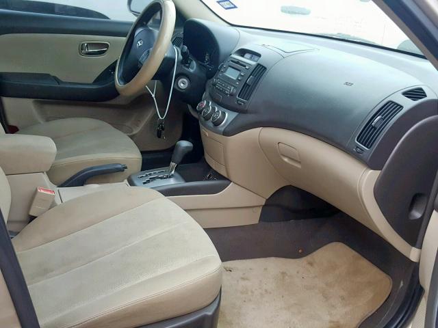 KMHDU4AD7AU937755 - 2010 HYUNDAI ELANTRA BL BEIGE photo 5