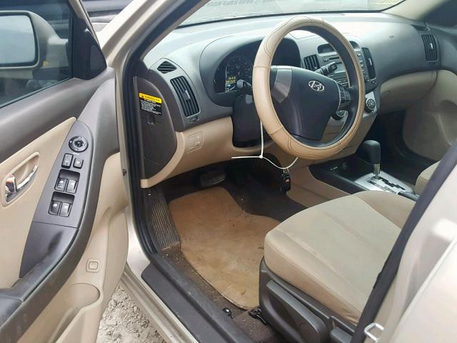 KMHDU4AD7AU937755 - 2010 HYUNDAI ELANTRA BL BEIGE photo 9