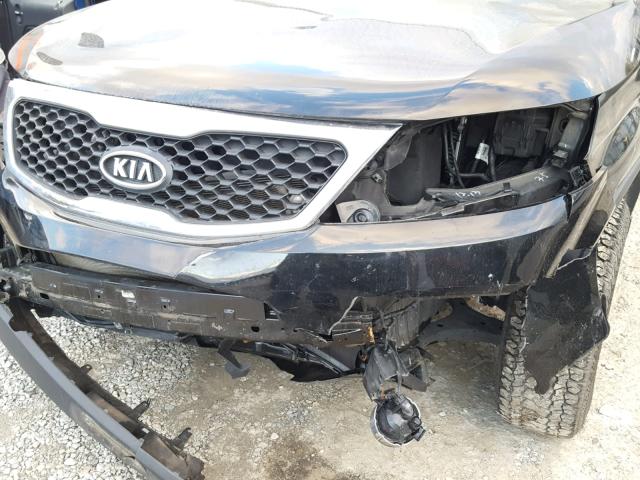 5XYKT4A63DG415842 - 2013 KIA SORENTO LX BLACK photo 9