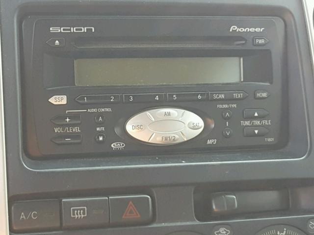 JTLKT324X40142285 - 2004 TOYOTA SCION XB Ақ фото 9