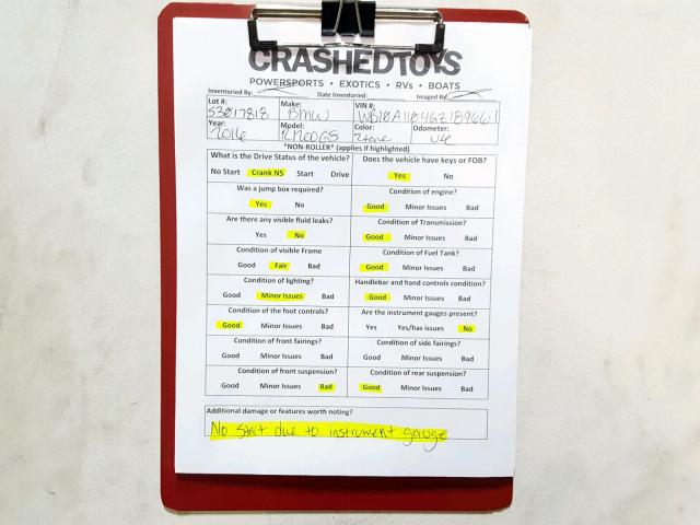 WB10A1104GZ189661 - 2016 BMW R1200 GS RED photo 20